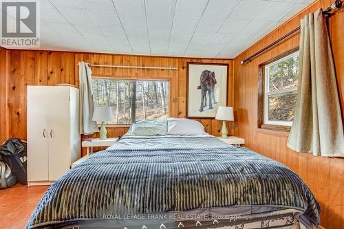 31 Fire Route 96, Havelock-Belmont-Methuen, ON - Indoor Photo Showing Bedroom