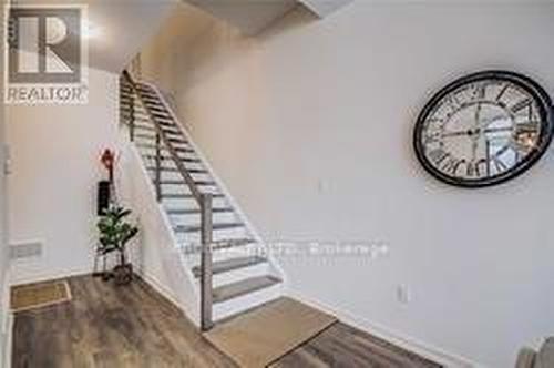 3779 Riva Ave, Innisfil, ON - Indoor Photo Showing Other Room