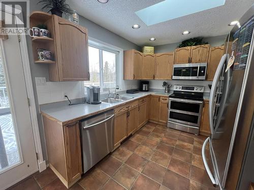 8639 Kroeker Road, Smithers, BC - Indoor Photo Showing Kitchen With Double Sink