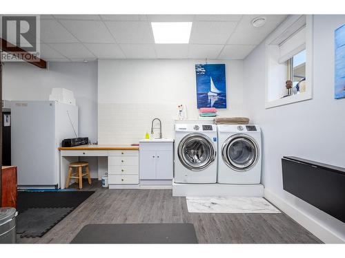 8972 Bayswater Place, Vernon, BC - Indoor Photo Showing Laundry Room