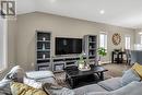 40 Eleanor Drive, Long Sault, ON  - Indoor Photo Showing Living Room 