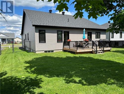 40 Eleanor Drive, Long Sault, ON - Outdoor With Deck Patio Veranda With Exterior