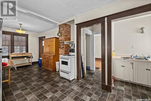434 Jamieson Avenue, Birch Hills, SK - Indoor Photo Showing Kitchen With Double Sink