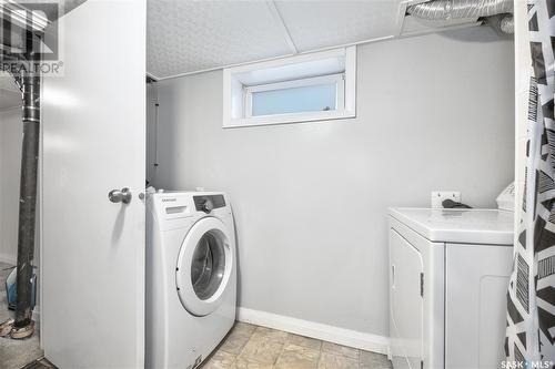 580 11Th Street E, Prince Albert, SK - Indoor Photo Showing Laundry Room