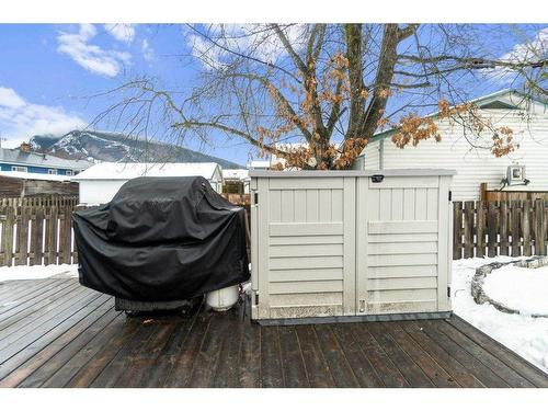 7041 50 Street, Salmon Arm, BC - Outdoor With Deck Patio Veranda