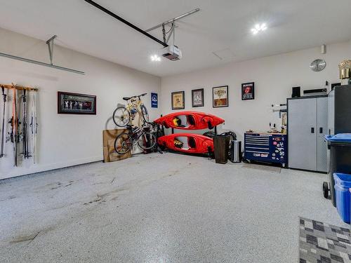 2-777 Denali Drive, Kelowna, BC - Indoor Photo Showing Garage