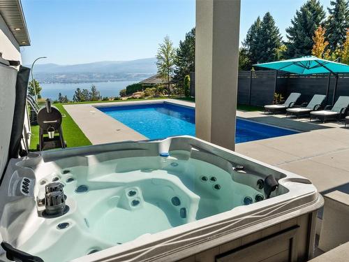 3048 Wales Road, West Kelowna, BC - Outdoor With In Ground Pool
