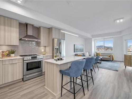 601B-3634 Mission Springs Drive, Kelowna, BC - Indoor Photo Showing Kitchen With Upgraded Kitchen