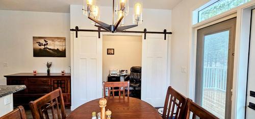 261 Shadow Mountain Boulevard, Cranbrook, BC - Indoor Photo Showing Dining Room
