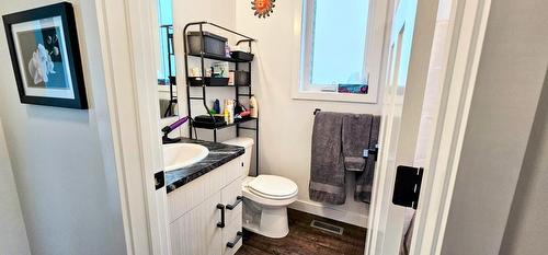 261 Shadow Mountain Boulevard, Cranbrook, BC - Indoor Photo Showing Bathroom