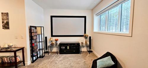 261 Shadow Mountain Boulevard, Cranbrook, BC - Indoor Photo Showing Other Room