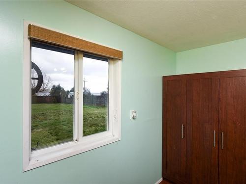 3828 Laurel Dr, Royston, BC - Indoor Photo Showing Other Room