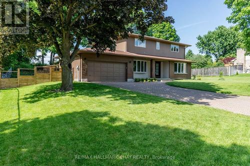 16 Garrett Crescent, Barrie, ON - Outdoor With In Ground Pool With Backyard