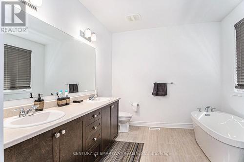 542 Millars Sound Way, Ottawa, ON - Indoor Photo Showing Bathroom