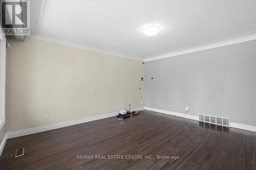 134 Victor Blvd, Hamilton, ON - Indoor Photo Showing Other Room