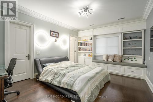 1604 Spring Road, Mississauga, ON - Indoor Photo Showing Bedroom