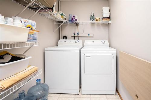 108 Courland Bay, Winnipeg, MB - Indoor Photo Showing Laundry Room