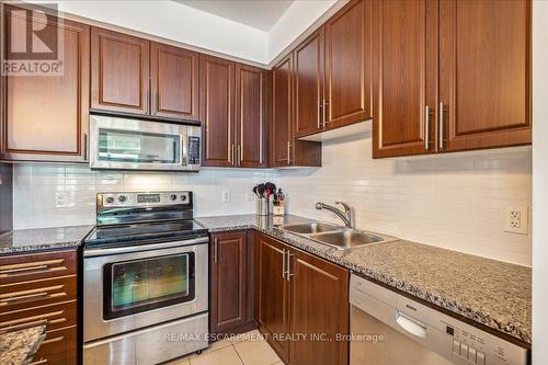 #316 -1 Hurontario St, Mississauga, ON - Indoor Photo Showing Kitchen With Double Sink With Upgraded Kitchen