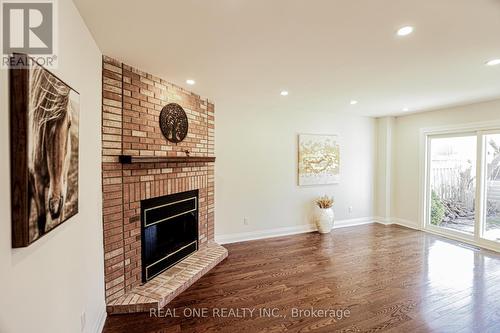 621 Winterton Way, Mississauga, ON - Indoor With Fireplace