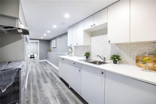 45 Leeming Street, Hamilton, ON - Indoor Photo Showing Kitchen