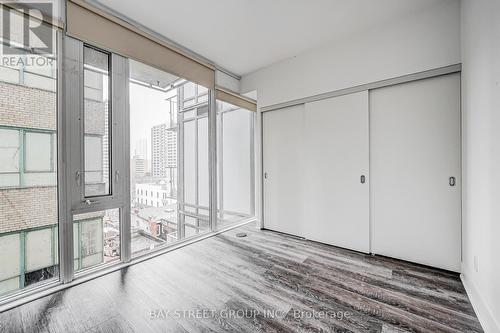 #609 -75 St Nicholas St, Toronto, ON - Indoor Photo Showing Other Room