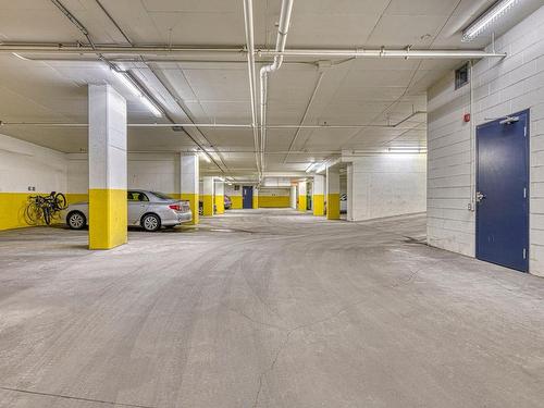 Parking - 414-555 Boul. René-Lévesque E., Montréal (Ville-Marie), QC - Indoor Photo Showing Garage