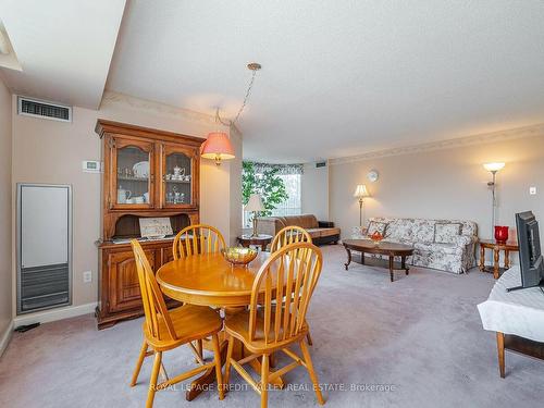 301-24 Hanover Rd, Brampton, ON - Indoor Photo Showing Other Room
