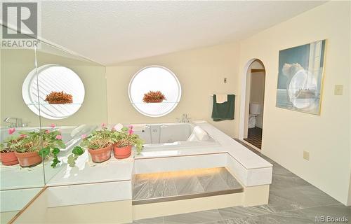 645 Waterloo Row, Fredericton, NB - Indoor Photo Showing Bathroom