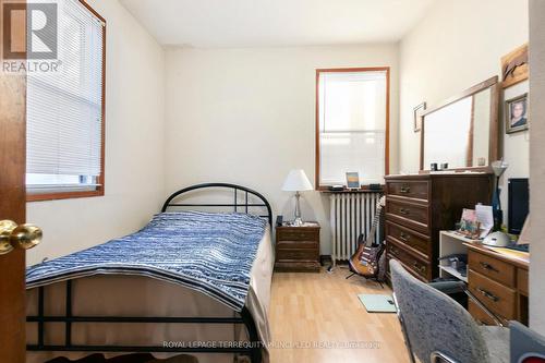 60 Thirtieth St, Toronto, ON - Indoor Photo Showing Bedroom