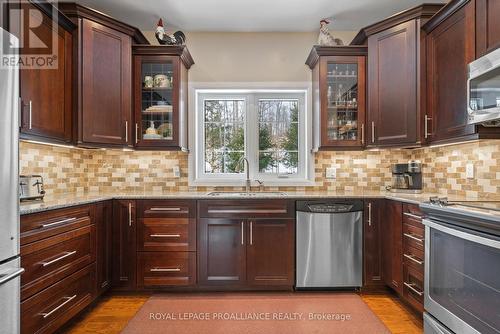 1386 North Shore Road, North Frontenac, ON - Indoor Photo Showing Kitchen With Upgraded Kitchen
