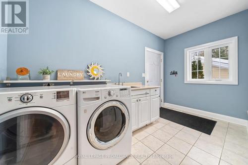 1386 North Shore Road, North Frontenac, ON - Indoor Photo Showing Laundry Room