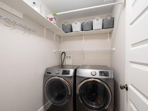 Laundry room - 139 Rue Bach, Vaudreuil-Dorion, QC - Indoor Photo Showing Laundry Room