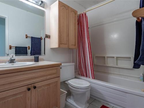 11-500 Muchalat Pl, Gold River, BC - Indoor Photo Showing Bathroom