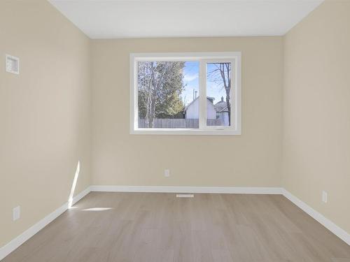 375 High Street N, Thunder Bay, ON - Indoor Photo Showing Other Room