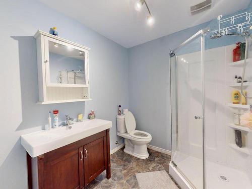 Salle de bains - 595  - 599 Rue Clos-Des-Vignes, Prévost, QC - Indoor Photo Showing Bathroom