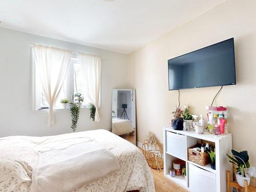Bedroom - 595  - 599 Rue Clos-Des-Vignes, Prévost, QC - Indoor Photo Showing Bedroom