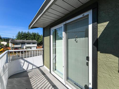4-485 21St St, Courtenay, BC - Outdoor With Exterior