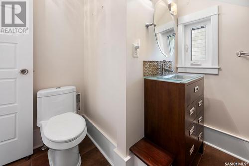 2338 Quebec Street, Regina, SK - Indoor Photo Showing Bathroom