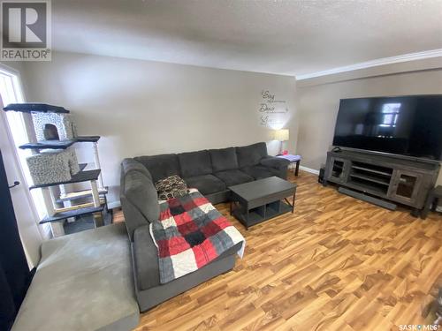 62 Haultain Avenue, Yorkton, SK - Indoor Photo Showing Living Room