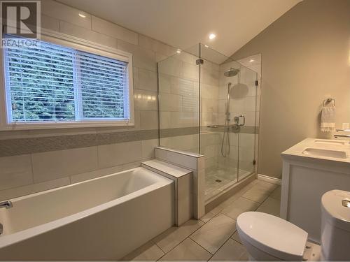 4731 Bolton Avenue, Terrace, BC - Indoor Photo Showing Bathroom