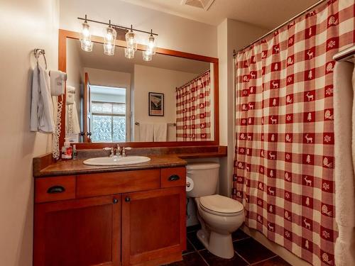 224-255 Feathertop Way, Big White, BC - Indoor Photo Showing Bathroom