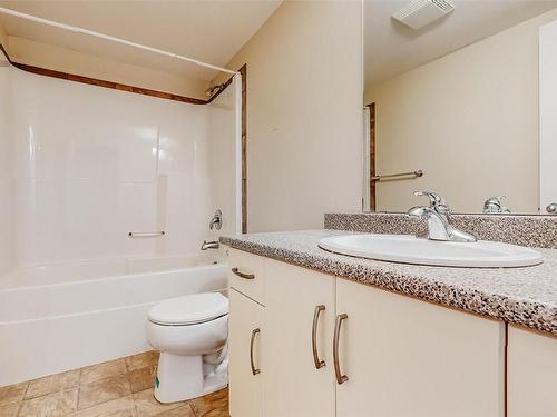 20 Killdeer Place, Osoyoos, BC - Indoor Photo Showing Bathroom