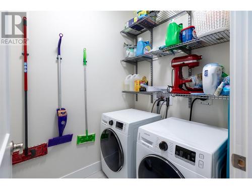 9717 Centrestone Drive, Lake Country, BC - Indoor Photo Showing Laundry Room