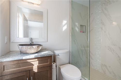 78 Hickory Avenue, Niagara-On-The-Lake, ON - Indoor Photo Showing Bathroom
