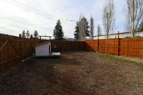 6412 8Th Street, Grand Forks, BC - Outdoor