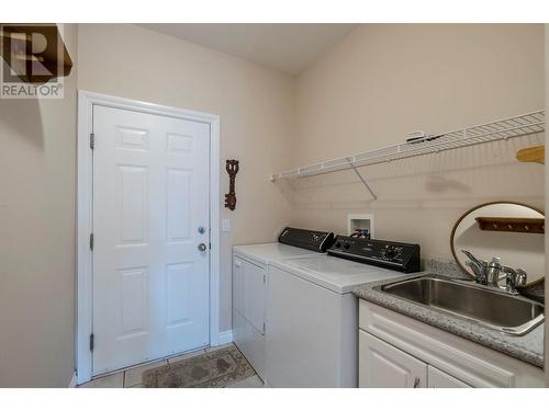 2537 Rhinestone Road, West Kelowna, BC - Indoor Photo Showing Laundry Room