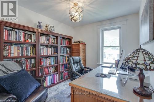 929 Colborne St, London, ON - Indoor Photo Showing Office