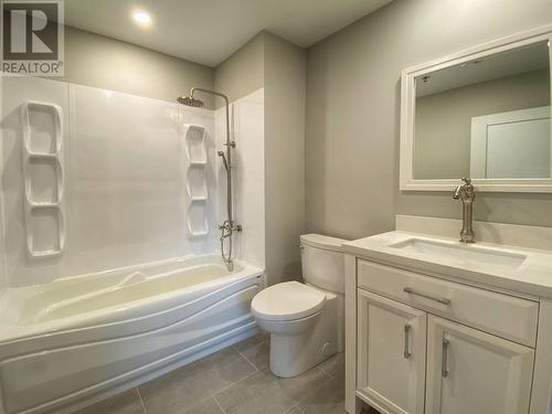 1 1034 W 1St Avenue, Prince Rupert, BC - Indoor Photo Showing Bathroom