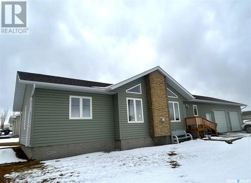1303 Valley View Street, Roche Percee, SK - Outdoor With Exterior