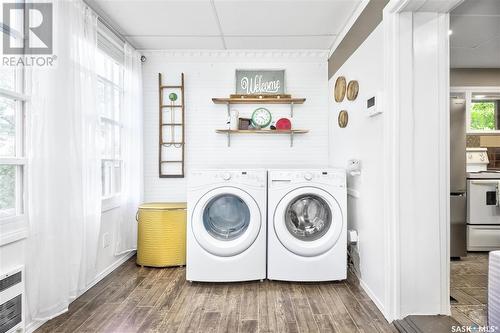 557 22Nd Street W, Prince Albert, SK - Indoor Photo Showing Laundry Room